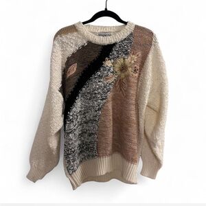 Vintage Diamond Hill Cream Patterned and Embellished Sweater Floral